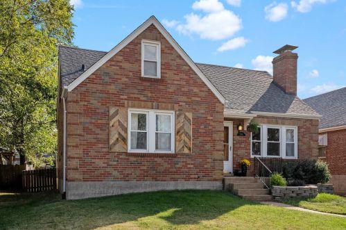 6816 Bonnie Ave, Saint Louis MO 63123-3235 exterior