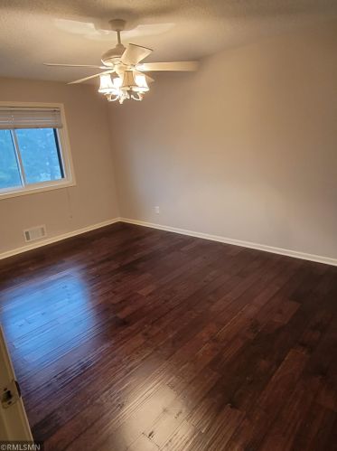 15711 Griffon Path, Saint Paul MN 55124-7027 exterior