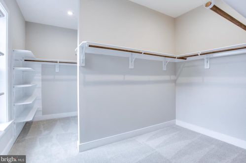 1978 Kirby Rd, Mc Lean VA 22101-5326 exterior