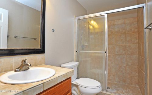 8517 Ramona Madera Ln, Tucson AZ  85747-5712 exterior