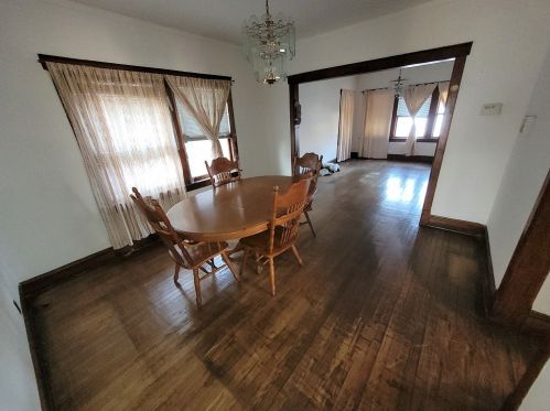 1449 Parkside Ave, Chicago IL 60651-1154 exterior