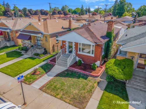 8523 Damen Ave, Chicago IL 60612-3728 exterior