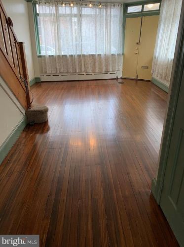 1030 6 St, Philadelphia PA 19140-3327 exterior