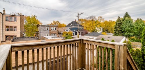 3927 Lawndale Ave, Chicago IL  60618-3107 exterior