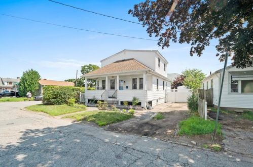 191 Windmill St, Providence, RI 02904-1445