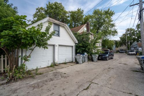 2145 18th St, Milwaukee WI  53215-2625 exterior