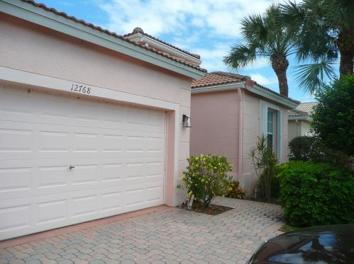 12768 Coral Lk Dr, Boynton Beach FL 33437-4142 exterior