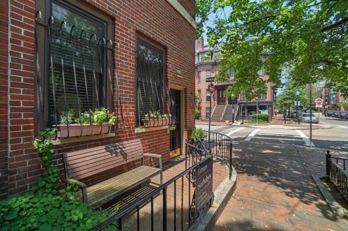 48 Clarendon St, Boston MA exterior