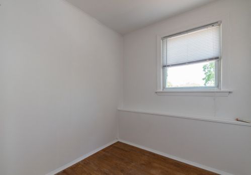 813 Leith Ave, Waukegan IL 60085-2545 exterior