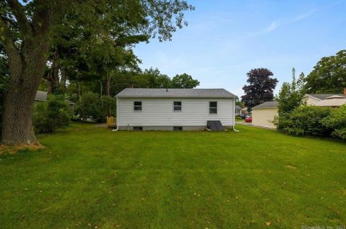 80 Woodward St, Killingly CT 06239-1643 exterior