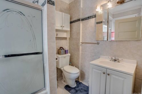 415 Highland Ave, Mount Vernon NY 10553-2109 exterior