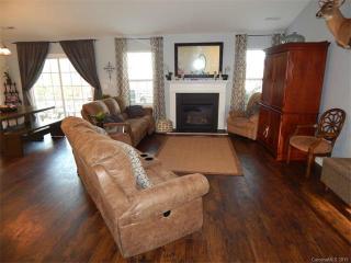 11717 Tucker Field Rd, Midland NC  28107-7819 exterior