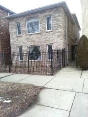 320 29th St, Chicago, IL 60616-3217