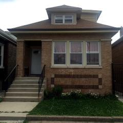 5829 Trumbull Ave, Chicago IL  60629-3638 exterior