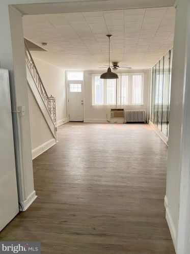 2011 Darien St, Philadelphia PA  19122-0013 exterior