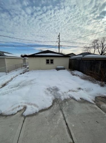 3849 81 Pl, Chicago IL 60652-2403 exterior