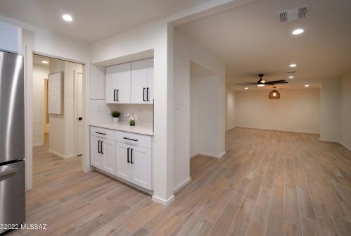 1933 Mabel St, Tucson AZ  85719-4342 exterior