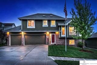 19654 Hopper St, Omaha NE  68022-2334 exterior