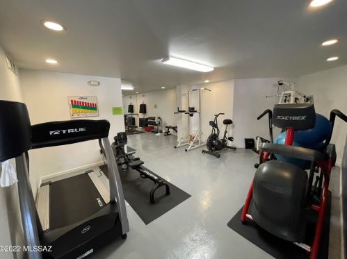 5373 Paseo De La Terraza, Tucson AZ 85750-6405 exterior