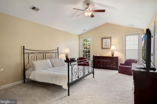 916 Brick Mnr Cir, Silver Spring MD 20905-3819 exterior