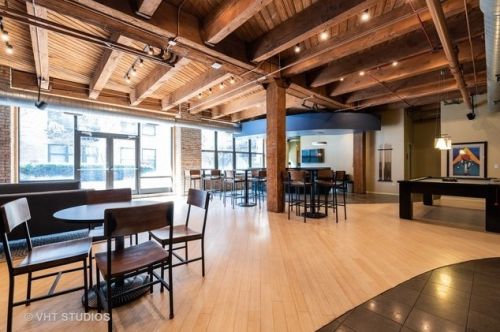 1040 Adams St, Chicago IL  60607-2912 exterior