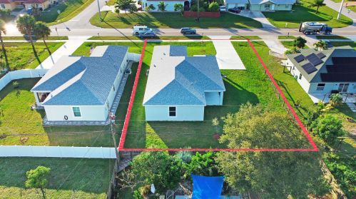 1749 California Blvd, Fort Pierce FL 34953-1159 exterior