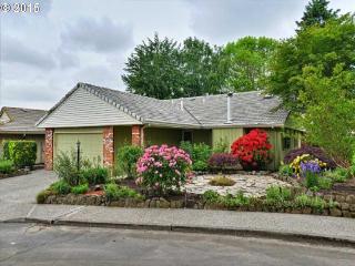 10035 Century Oak Dr, Portland, OR 97224-4638