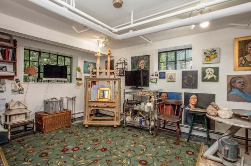 21 Pne Rd, Briarcliff NY 10510-2203 exterior