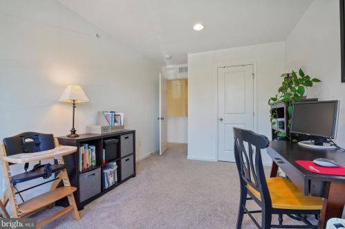 2222 Red Fox Dr, Hummelstown PA 17036 exterior