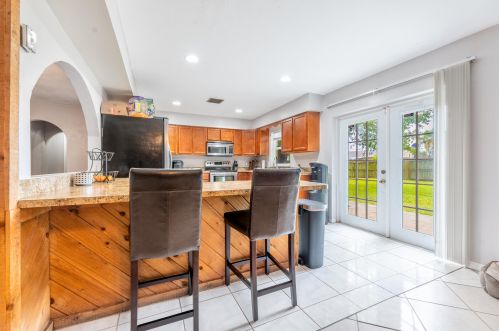 6003 Spruce Dr, Fort Pierce FL exterior