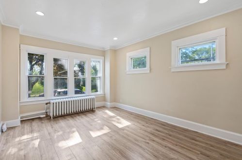 3217 40th St, Milwaukee WI  53215-4024 exterior