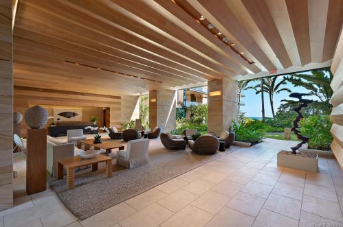 1388 Ala Moana Blvd, Honolulu HI 96814 exterior