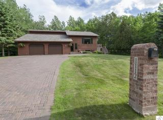 1112 Timberline Ln, Duluth, MN 55811-4452