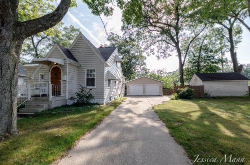 3236 Maffett St, Meskegon, MI 49444-3074