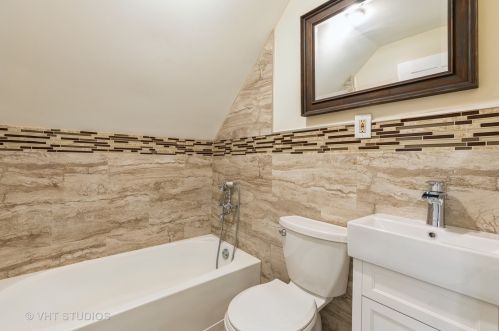 6734 Michigan Ave, Chicago IL  60637-3921 exterior