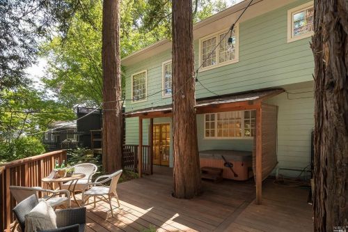13 Lower Alcatraz Pl, Mill Valley, CA 94941-1802
