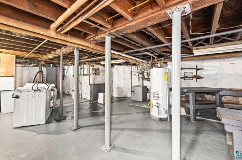 5422 Oneida St, Duluth MN 55804-1348 exterior