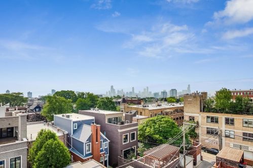 2029 Racine Ave, Chicago IL 60608-3217 exterior