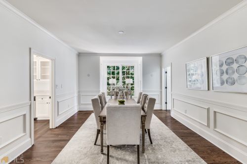 519 Ivy Pl, Atlanta GA 30342-4275 exterior