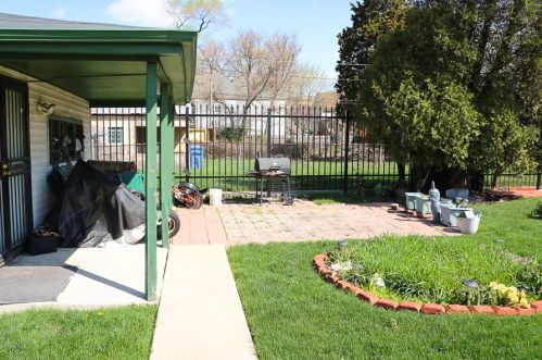 2252 Keeler Ave, Chicago IL 60652-1233 exterior