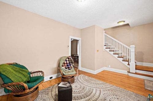 1001 3 St, Duluth MN 55805-1727 exterior