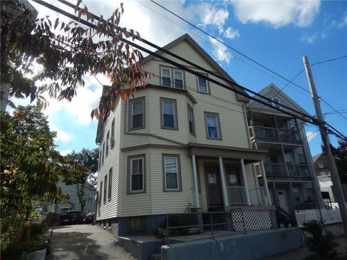 264 Douglas Ave, Providence, RI 02908-3745