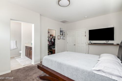 8216 4 Ave, Phoenix AZ 85041-5743 exterior