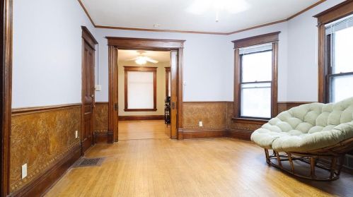 1915 University Ave, Madison WI 53726-3918 exterior