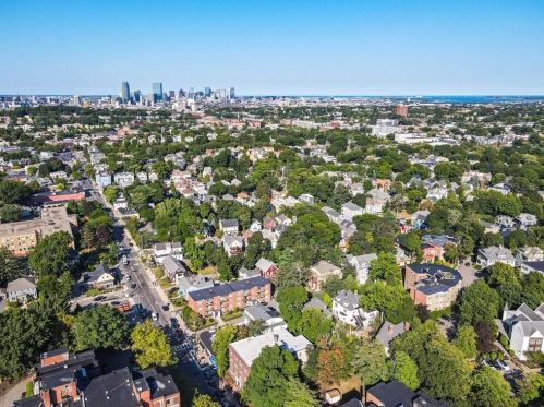 11 Robinwood Ave, Boston MA 02130-2127 exterior