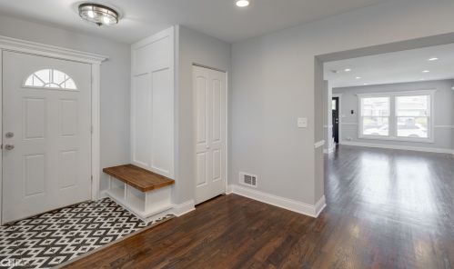 9925 Emerald Ave, Chicago IL  60628-1033 exterior