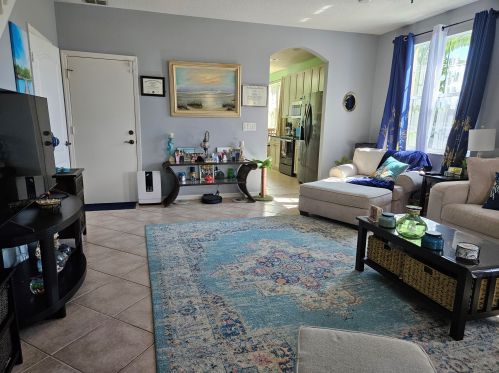 2125 Glen Ridge Dr, Fort Pierce FL  34952-8023 exterior