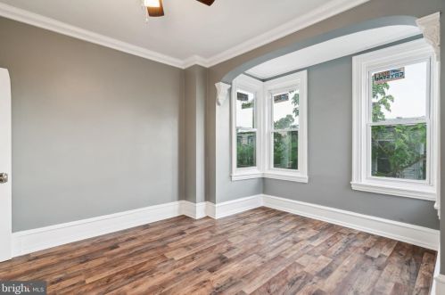 2433 17 St, Philadelphia PA 19121-1604 exterior