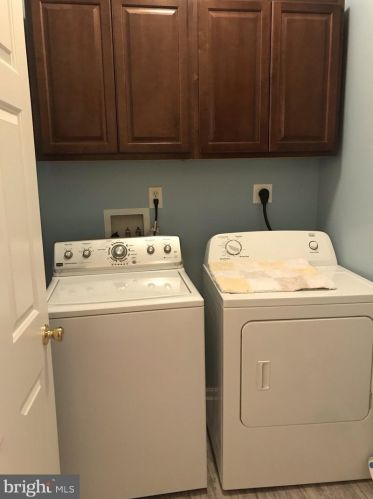 9 Amberwood Way, Lewes DE 19958-9467 exterior