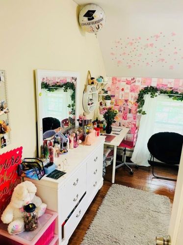 359 Carrington Ave, Woonsocket RI  02895-4622 exterior